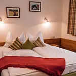 Hotel Schmidtburger Hof 4*