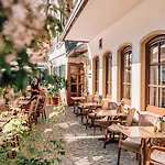 Schmidtburger Hof - Landhotel, Restaurant & Sauna Hotel